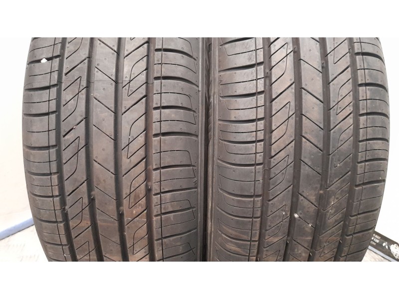 Recambio de neumatico pareja para neumaticos reutilizados - referencia OEM IAM 195551687H KUMHO 195/55/16/87H