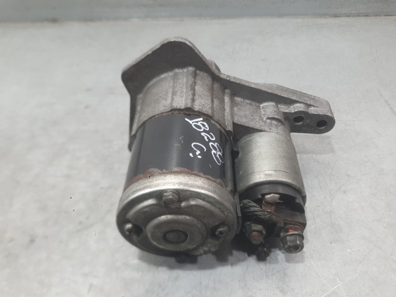 Recambio de motor arranque para nissan juke (f15) 1.6 referencia OEM IAM 23300EE01C  