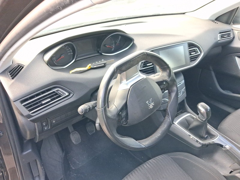 peugeot 308 ii (lb_, lp_, lw_, lh_, l3_) del año 2013