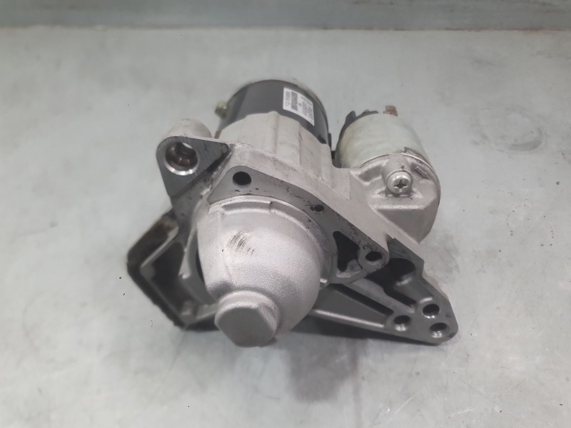 Recambio de motor arranque para renault megane iv hatchback (b9a/m/n_) 1.2 tce 130 (b9mr) referencia OEM IAM 233000557R 23300058