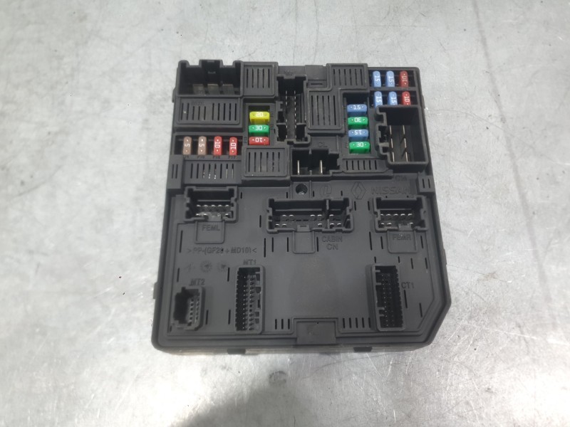 Recambio de caja reles / fusibles para renault megane iv hatchback (b9a/m/n_) 1.2 tce 130 (b9mr) referencia OEM IAM 284B67108R  
