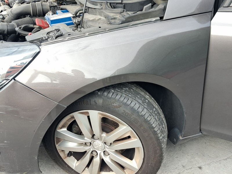 Recambio de aleta delantera izquierda para peugeot 308 ii (lb_, lp_, lw_, lh_, l3_) 1.6 hdi referencia OEM IAM 9802164380  