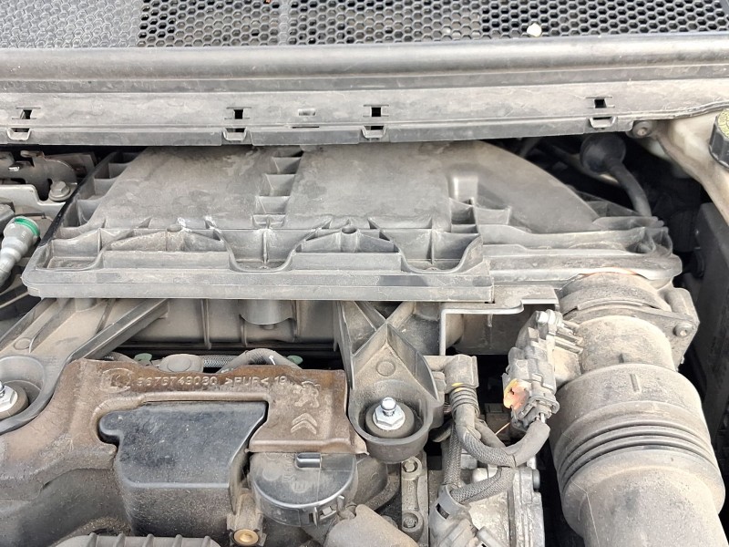 Recambio de carcasa filtro aire para peugeot 308 ii (lb_, lp_, lw_, lh_, l3_) 1.6 hdi referencia OEM IAM 1420V1  