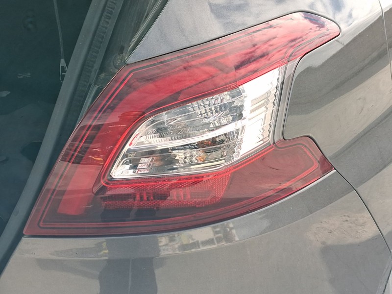 Recambio de piloto trasero derecho exterior para peugeot 308 ii (lb_, lp_, lw_, lh_, l3_) 1.6 hdi referencia OEM IAM 9677817580 