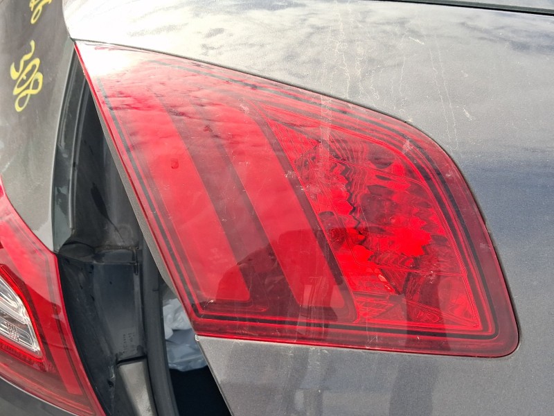 Recambio de piloto trasero izquierdo interior para peugeot 308 ii (lb_, lp_, lw_, lh_, l3_) 1.6 hdi referencia OEM IAM 967781838