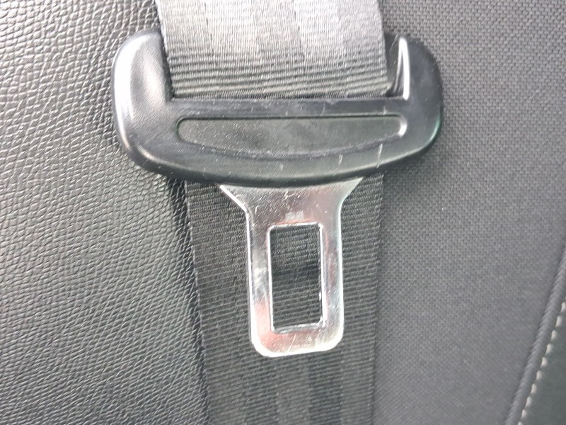 Recambio de cinturon seguridad trasero derecho para peugeot 308 ii (lb_, lp_, lw_, lh_, l3_) 1.6 hdi referencia OEM IAM 16115841