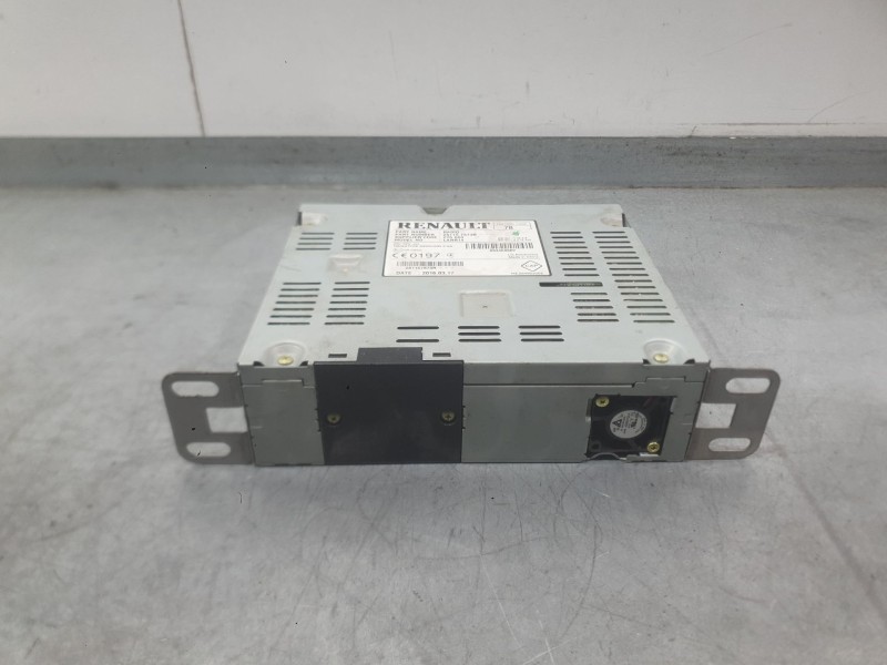 Recambio de sistema audio / radio para renault megane iv hatchback (b9a/m/n_) 1.2 tce 130 (b9mr) referencia OEM IAM 281159729R  
