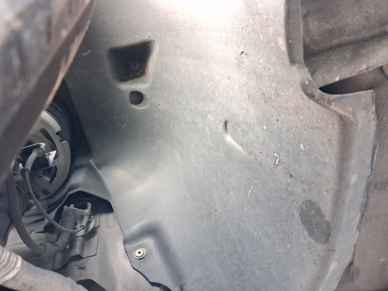 Recambio de plastico pase rueda del. izq. para peugeot 308 ii (lb_, lp_, lw_, lh_, l3_) 1.6 hdi referencia OEM IAM 9819027780  