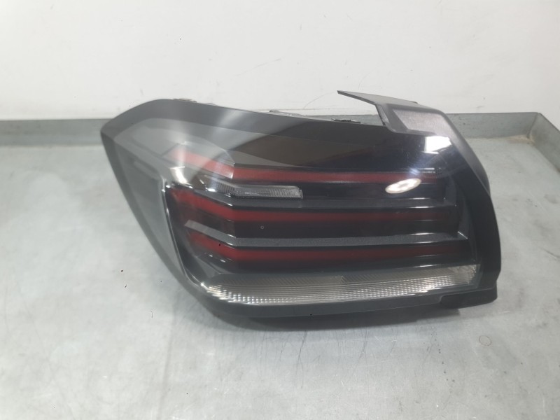 Recambio de piloto trasero izquierdo para peugeot 208 ii (ub_, up_, uw_, uj_) 1.2 puretech 100 referencia OEM IAM 9865941980  