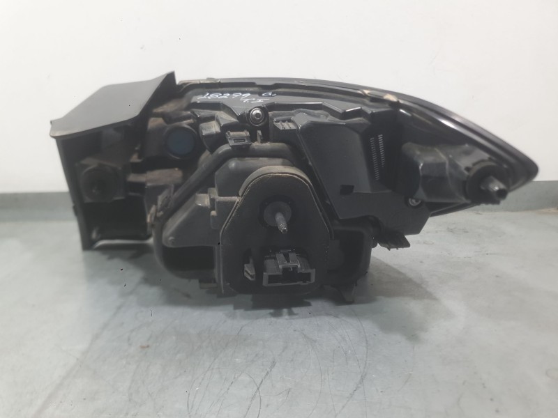 Recambio de piloto trasero izquierdo para peugeot 208 ii (ub_, up_, uw_, uj_) 1.2 puretech 100 referencia OEM IAM 9865941980  