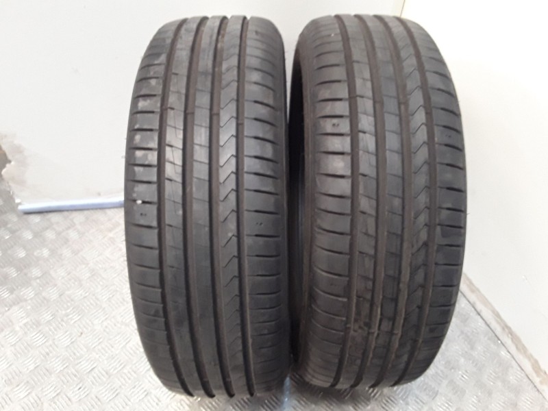 Recambio de neumatico pareja para neumaticos reutilizados - referencia OEM IAM 215601796V HANKOOK 215/60/17/96V