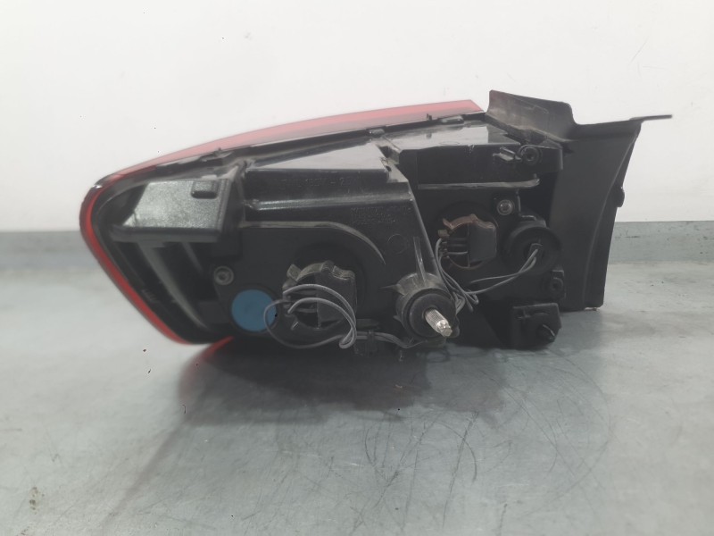 Recambio de piloto trasero derecho exterior para renault megane iv hatchback (b9a/m/n_) 1.2 tce 130 (b9mr) referencia OEM IAM 26