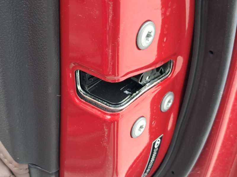 Recambio de cerradura puerta delantera derecha para lexus lbx referencia OEM IAM 6903078120  