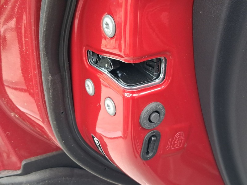 Recambio de cerradura puerta trasera izquierda para lexus lbx referencia OEM IAM 6906078030  