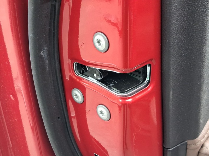 Recambio de cerradura puerta delantera izquierda para lexus lbx referencia OEM IAM 6904078100  