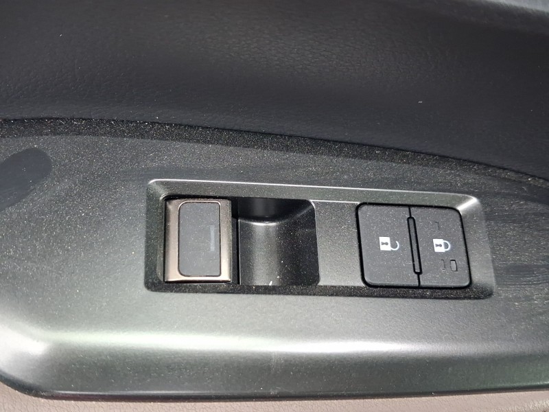 Recambio de mando elevalunas trasero izquierdo para lexus lbx referencia OEM IAM   