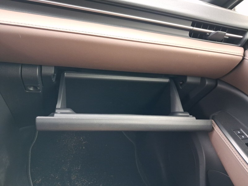 Recambio de guantera para lexus lbx referencia OEM IAM 5555052390C0  