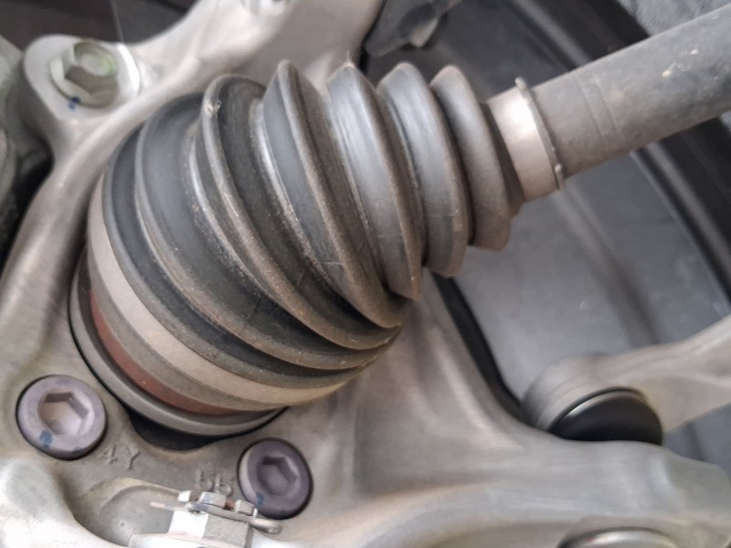 Recambio de transmision delantera derecha para lexus lbx referencia OEM IAM 4341052470  