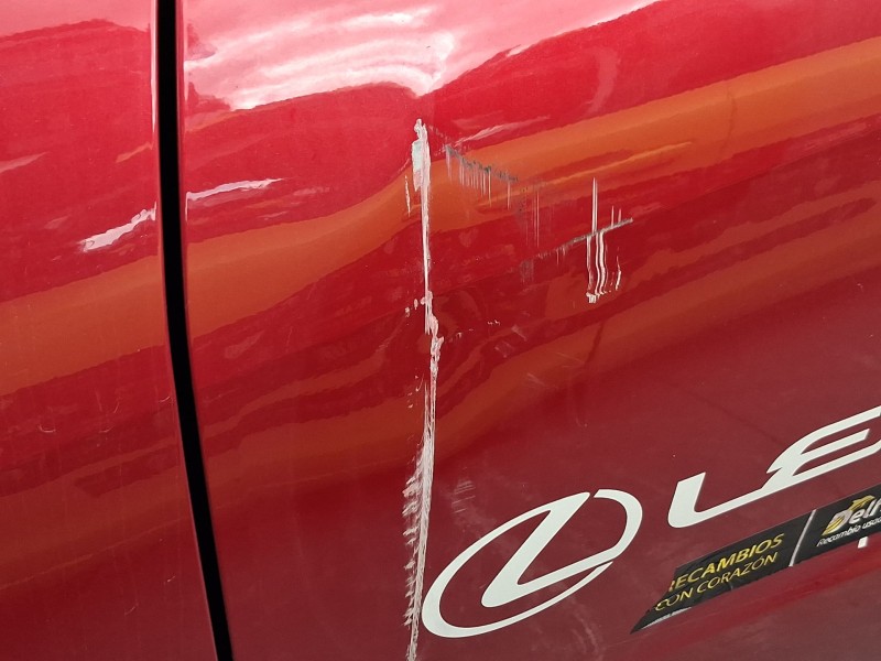 Recambio de puerta delantera izquierda para lexus lbx referencia OEM IAM 6700252701  