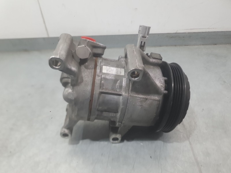 Recambio de compresor aire acondicionado para toyota yaris (_p13_) 1.3 (nsp130_) referencia OEM IAM 883100D400  