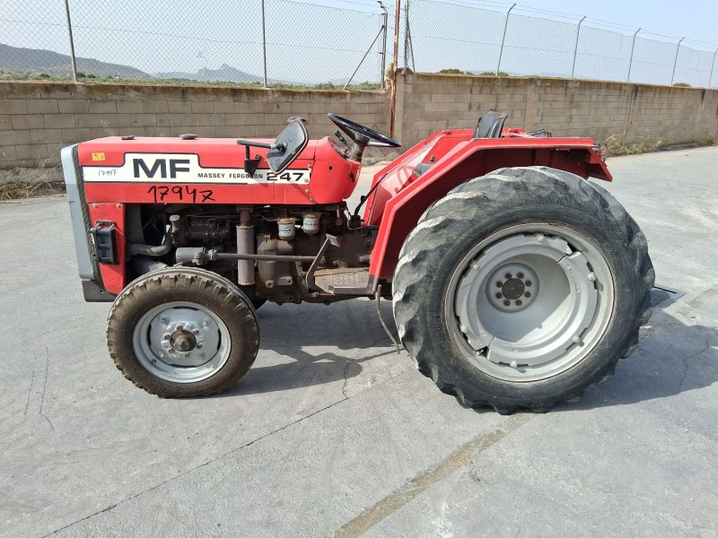 massey ferguson 247 v del año 1982