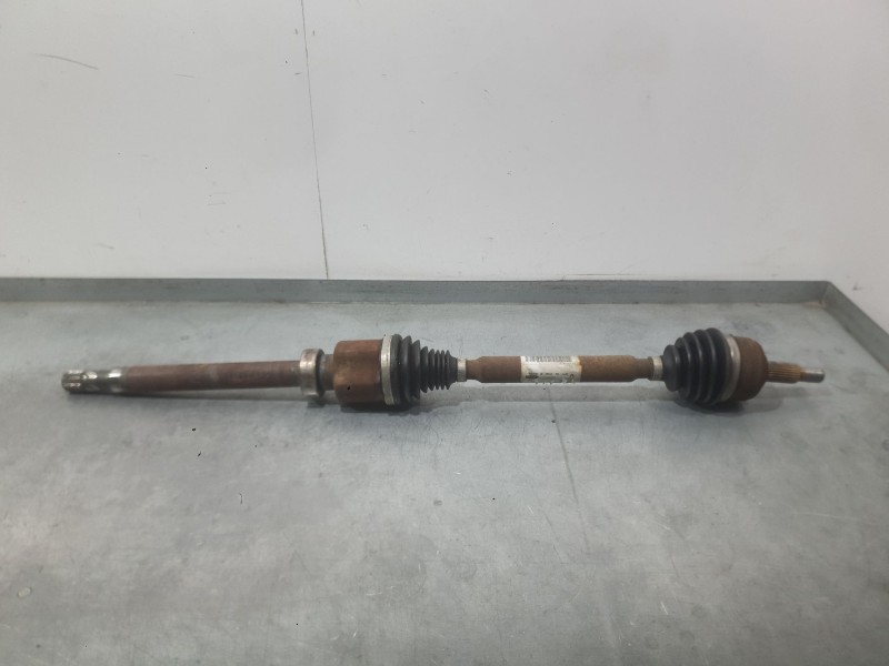 Recambio de transmision delantera derecha para renault megane iv hatchback (b9a/m/n_) 1.5 dci 110 (b9a3) referencia OEM IAM 3910