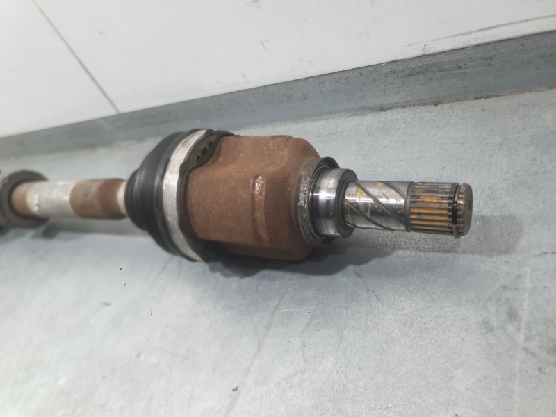 Recambio de transmision delantera izquierda para renault megane iv hatchback (b9a/m/n_) 1.5 dci 110 (b9a3) referencia OEM IAM 39