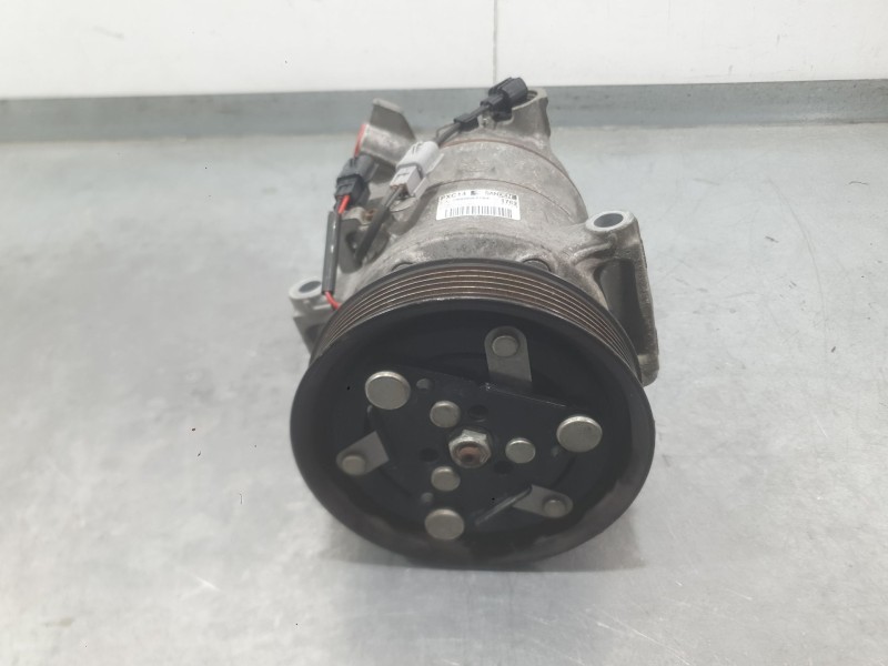 Recambio de compresor aire acondicionado para renault megane iv hatchback (b9a/m/n_) 1.5 dci 110 (b9a3) referencia OEM IAM 92600