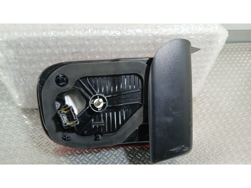 Recambio de piloto trasero izquierdo interior para citroën c4 cactus 1.2 thp 110 referencia OEM IAM 9821352780  