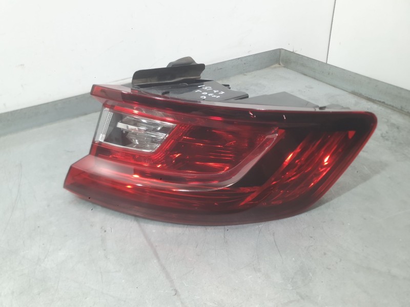 Recambio de piloto trasero derecho exterior para renault megane iv hatchback (b9a/m/n_) 1.5 dci 110 (b9a3) referencia OEM IAM 26