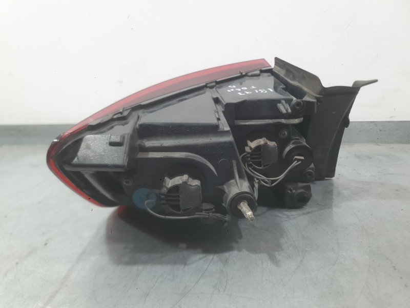 Recambio de piloto trasero derecho exterior para renault megane iv hatchback (b9a/m/n_) 1.5 dci 110 (b9a3) referencia OEM IAM 26