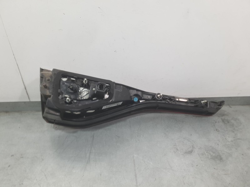 Recambio de piloto trasero derecho interior para renault megane iv hatchback (b9a/m/n_) 1.5 dci 110 (b9a3) referencia OEM IAM 26