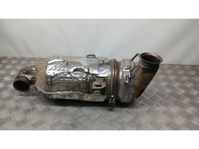 Recambio de filtro de particulas para peugeot 5008 (0u_, 0e_) 1.6 hdi referencia OEM IAM 9677016880  K632