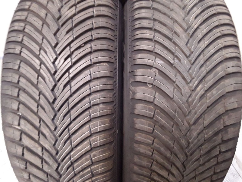 Recambio de neumatico pareja para neumaticos reutilizados - referencia OEM IAM 205551694V PIRELLI 205/55/16/94V