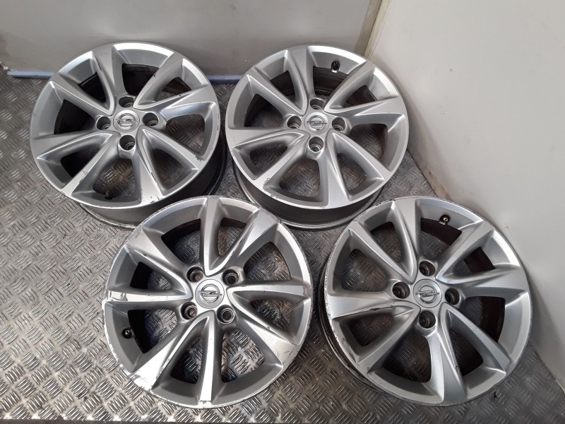 Recambio de juego llantas aluminio para opel corsa f (p2jo) 1.2 (68) referencia OEM IAM 6.5X16 4 TORN ET38 ALUMINIO ROZADAS