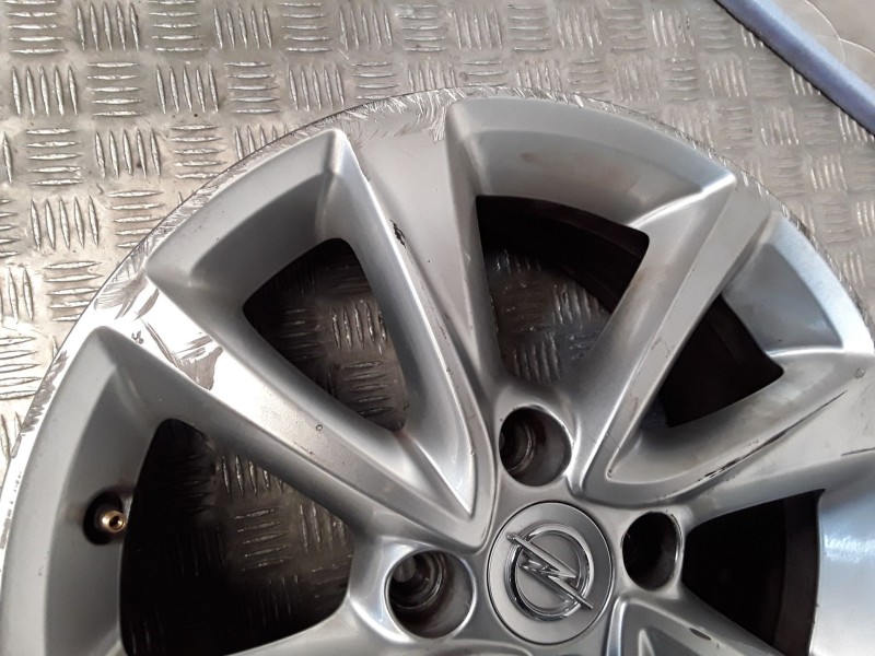 Recambio de juego llantas aluminio para opel corsa f (p2jo) 1.2 (68) referencia OEM IAM 6.5X16 4 TORN ET38 ALUMINIO ROZADAS