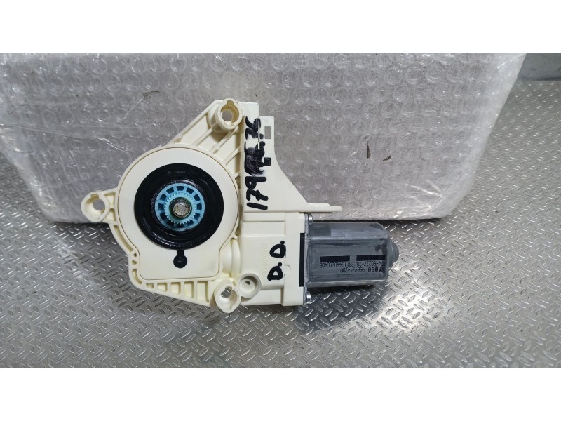 Recambio de motor elevalunas delantero derecho para audi a4 b8 avant (8k5) 2.7 tdi referencia OEM IAM   