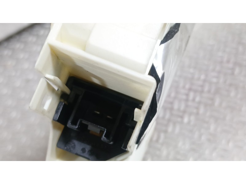 Recambio de motor elevalunas delantero derecho para audi a4 b8 avant (8k5) 2.7 tdi referencia OEM IAM   