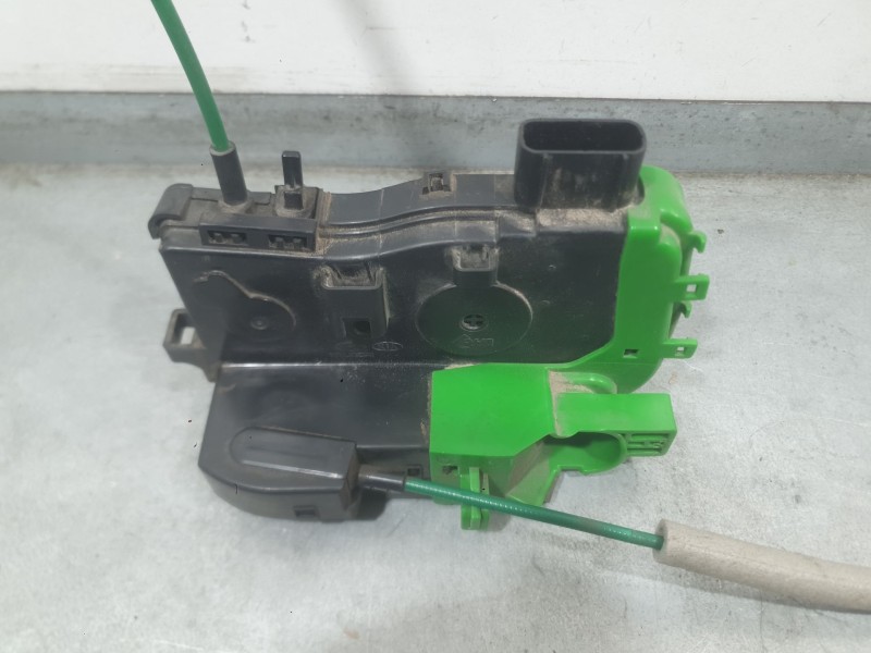 Recambio de cerradura puerta trasera izquierda para hyundai i40 i (vf) 1.7 crdi referencia OEM IAM 814103Z010  