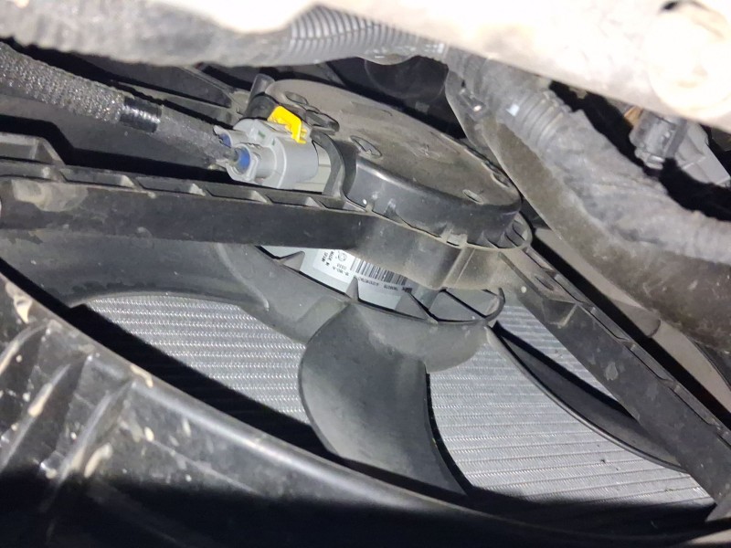 Recambio de electroventilador para renault talisman grandtour (kp_) 1.6 tce 150 referencia OEM IAM 214813939R  