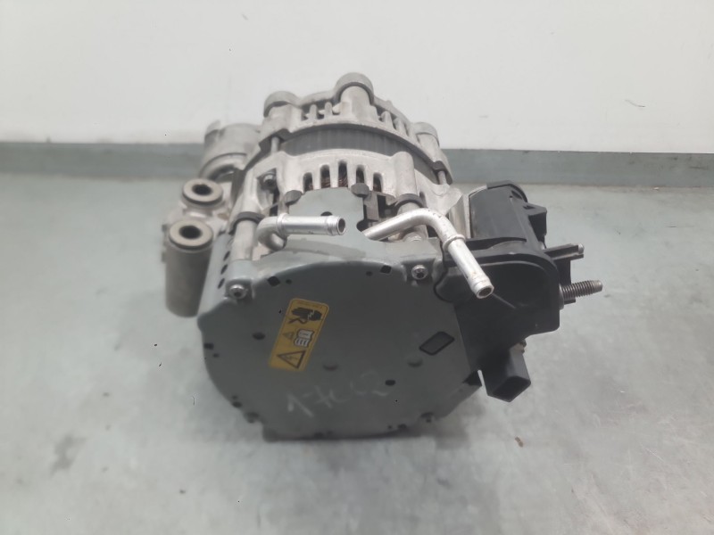 Recambio de alternador para maserati grecale modena mild hybrid q4 referencia OEM IAM 0670219336  