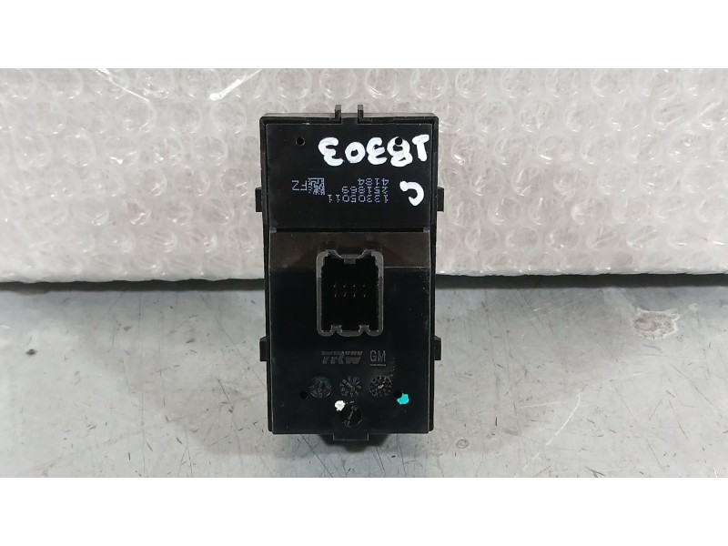 Recambio de mando elevalunas delantero izquierdo para opel astra j (p10) 1.6 cdti (68) referencia OEM IAM 13305011  