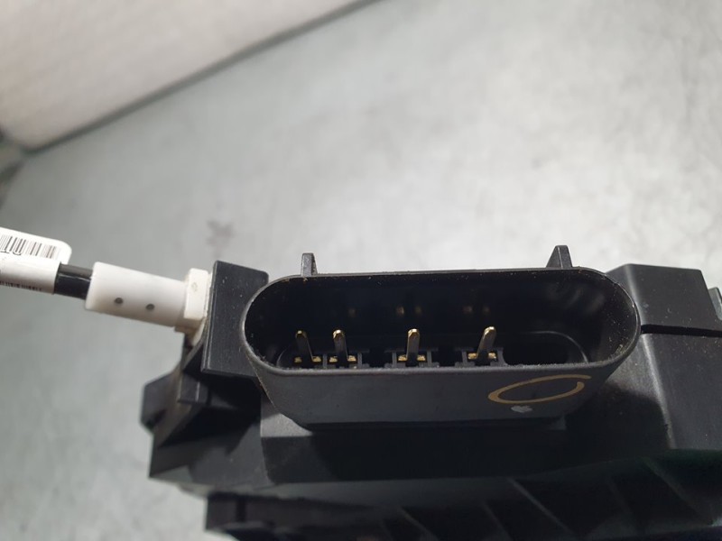 Recambio de cerradura puerta delantera derecha para ford transit connect furgon 200 l1 ambiente referencia OEM IAM AM5AU21812BF 