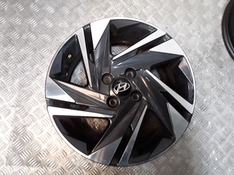 Recambio de juego llantas aluminio para hyundai i20 iii (bc3, bi3) 1.0 t-gdi referencia OEM IAM 6X16 4 TORN ET50 ALUMINIO 