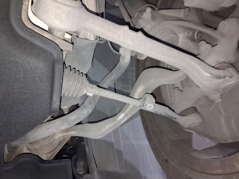 Recambio de brazo suspension inferior delantero derecho para bmw x1 (e84) sdrive 18 d referencia OEM IAM 31122405860  
