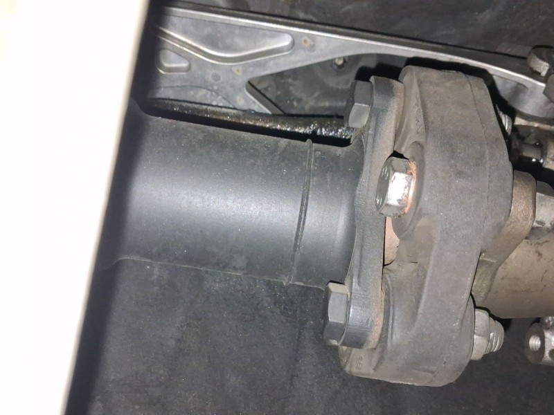 Recambio de transmision central delantera para bmw x1 (e84) sdrive 18 d referencia OEM IAM 26107575332  