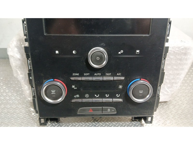 Recambio de sistema navegacion gps para renault megane iv hatchback (b9a/m/n_) 1.3 tce 115 (b9n9) referencia OEM IAM   
