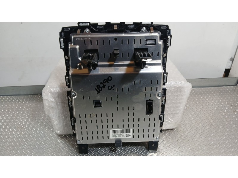Recambio de sistema navegacion gps para renault megane iv hatchback (b9a/m/n_) 1.3 tce 115 (b9n9) referencia OEM IAM   