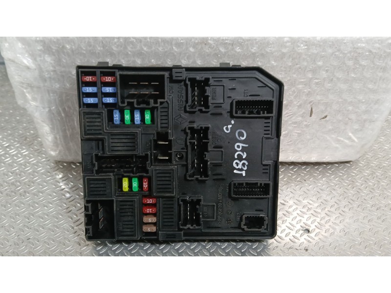 Recambio de caja reles / fusibles para renault megane iv hatchback (b9a/m/n_) 1.3 tce 115 (b9n9) referencia OEM IAM 284B67108R  