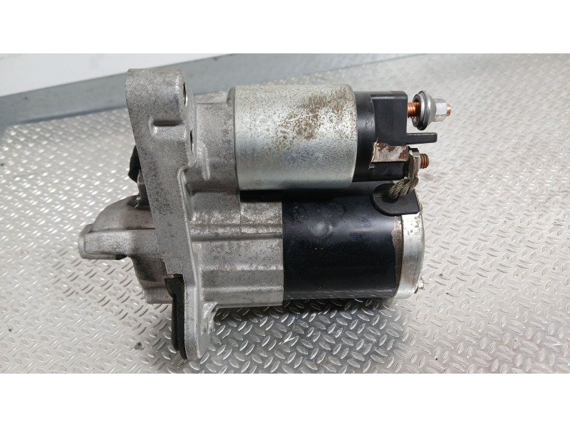 Recambio de motor arranque para renault megane iv hatchback (b9a/m/n_) 1.3 tce 115 (b9n9) referencia OEM IAM 233006662R  